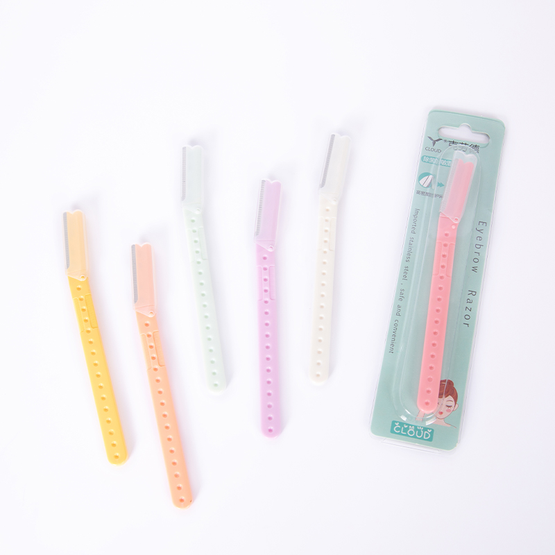 Rasurador de cejas con cubierta de precisión